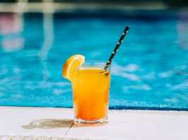 Top 5 idei de cocktailuri fără alcool pe care le poți include în meniul barului tău Top 5 idei de cocktailuri fără alcool pe care le poți include în meniul barului tău