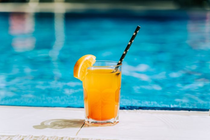 Top 5 idei de cocktailuri fără alcool pe care le poți include în meniul barului tău