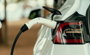 Soluții eficiente pentru încărcarea mașinilor electrice acasă: un ghid complet Soluții eficiente pentru încărcarea mașinilor electrice acasă: un ghid complet