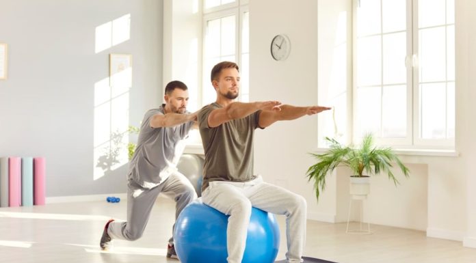 Kinetoterapie vs. fizioterapie – care este diferența și când ai nevoie de fiecare?